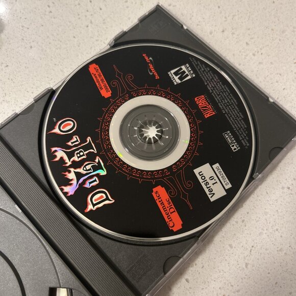 Diablo II (PC) Blizzard Entertainment - 3 Discs - Picture 4 of 4